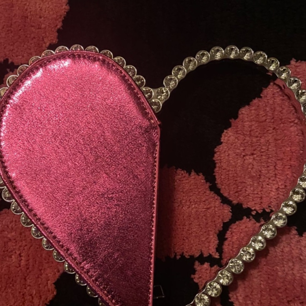 Pink Heart-  💋💋💋 SOLD 💋💋💋Shaped Bag with Rhinestone Trim